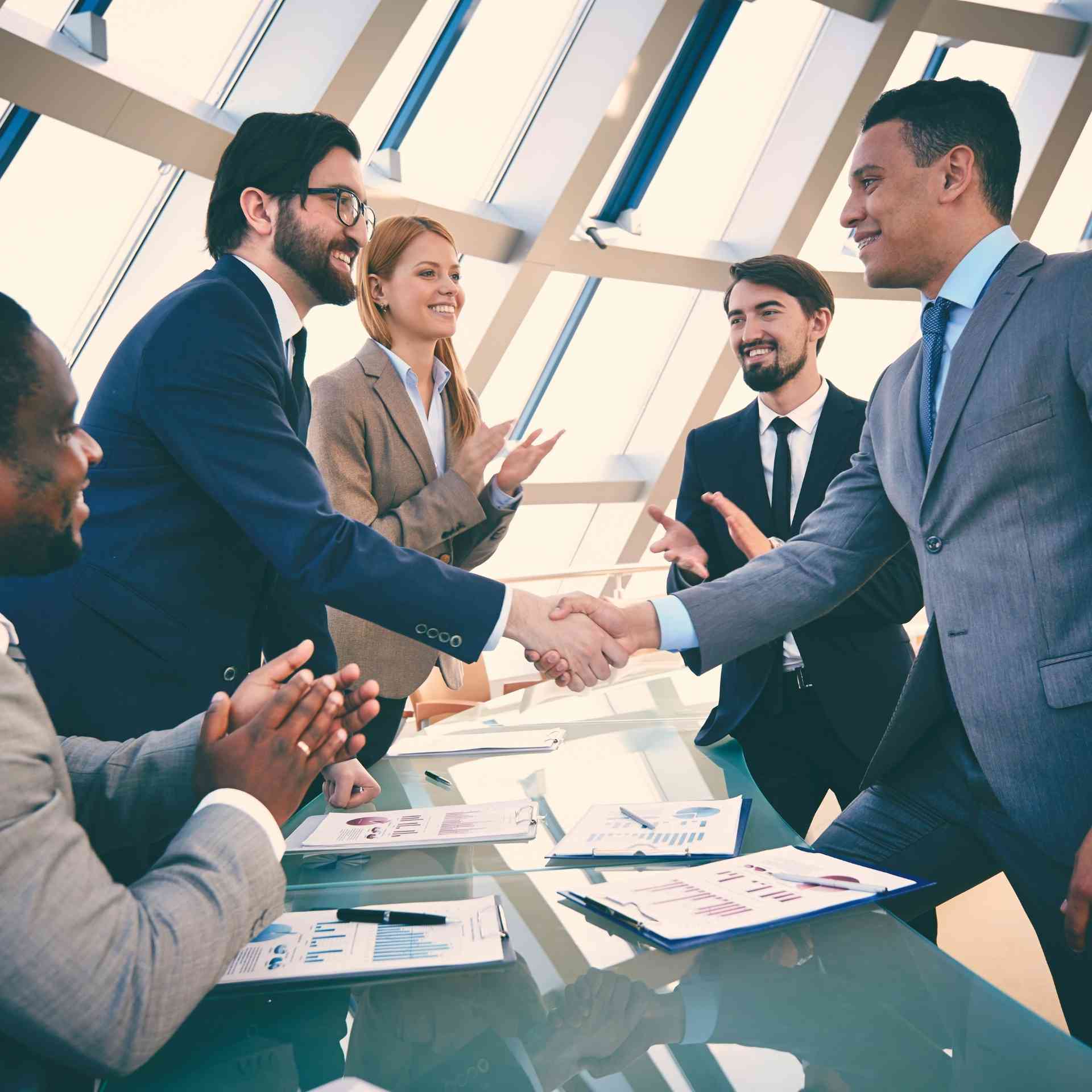 Asesoría legal en derecho comercial y corporativo para empresas